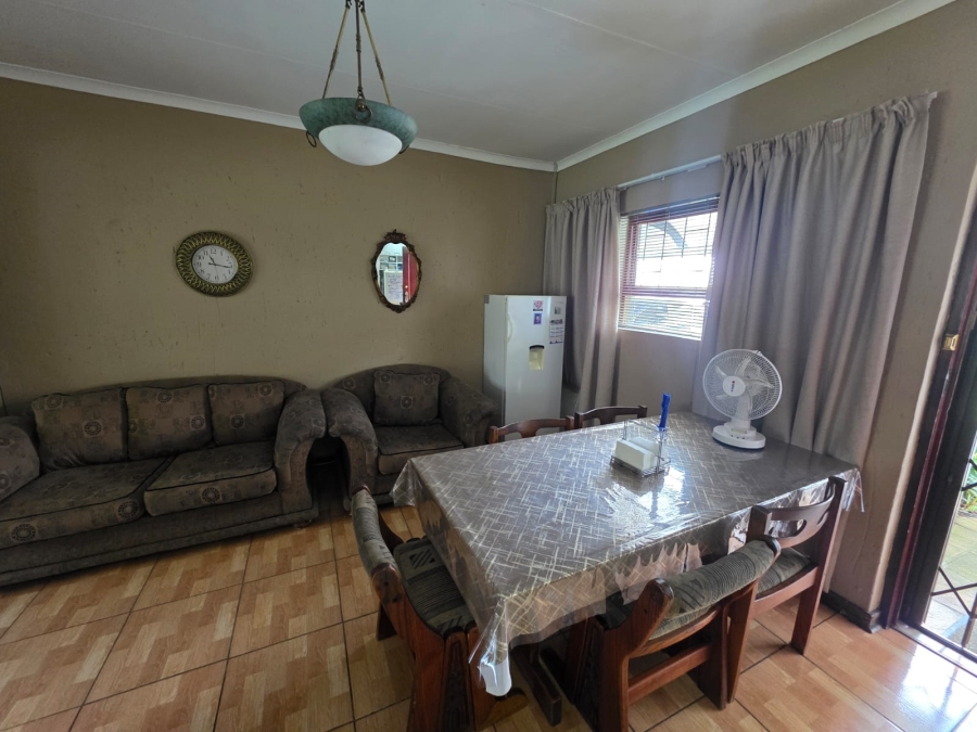 2 Bedroom Property for Sale in Vaalpark Free State